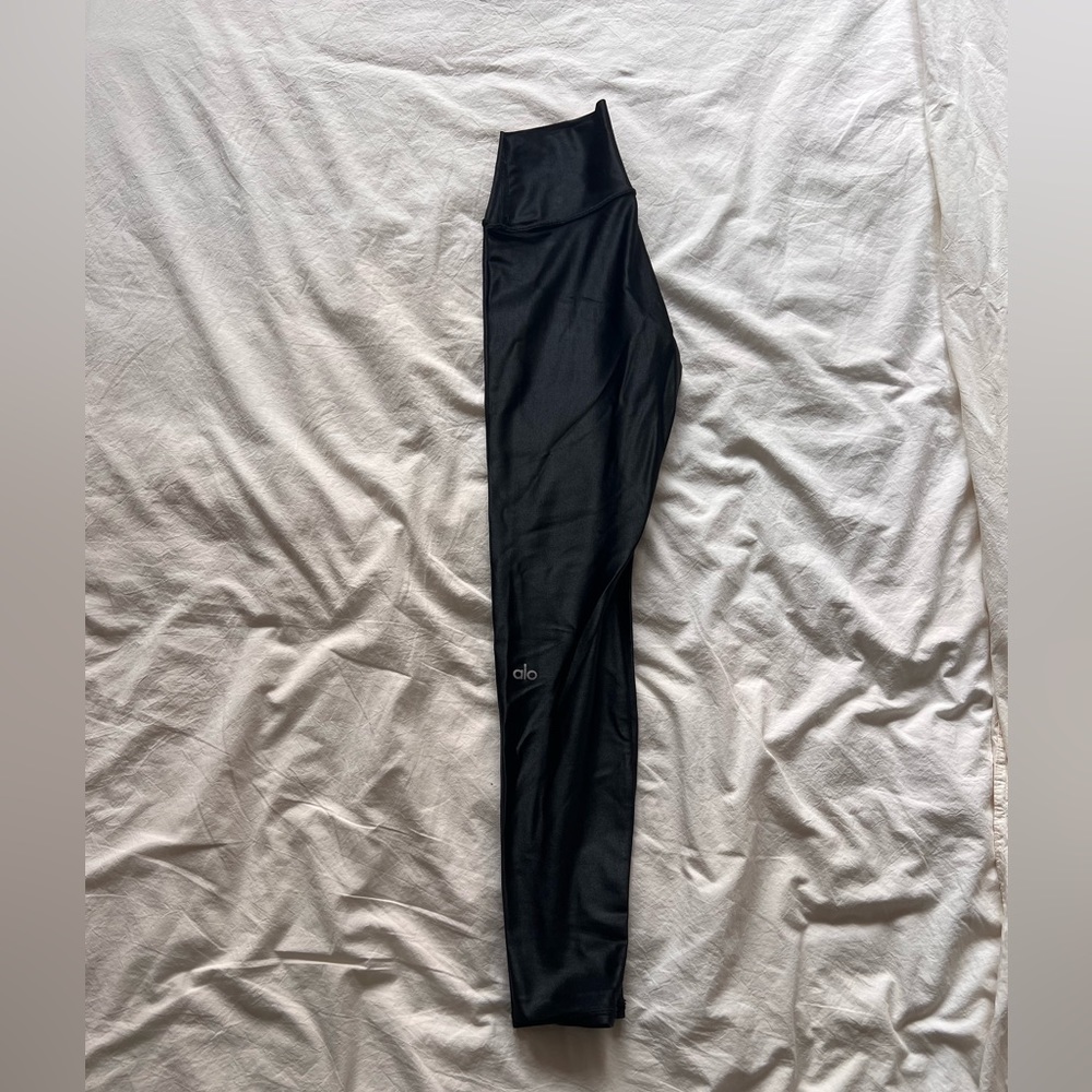 Alo airlift 7/8 legging. Size small.